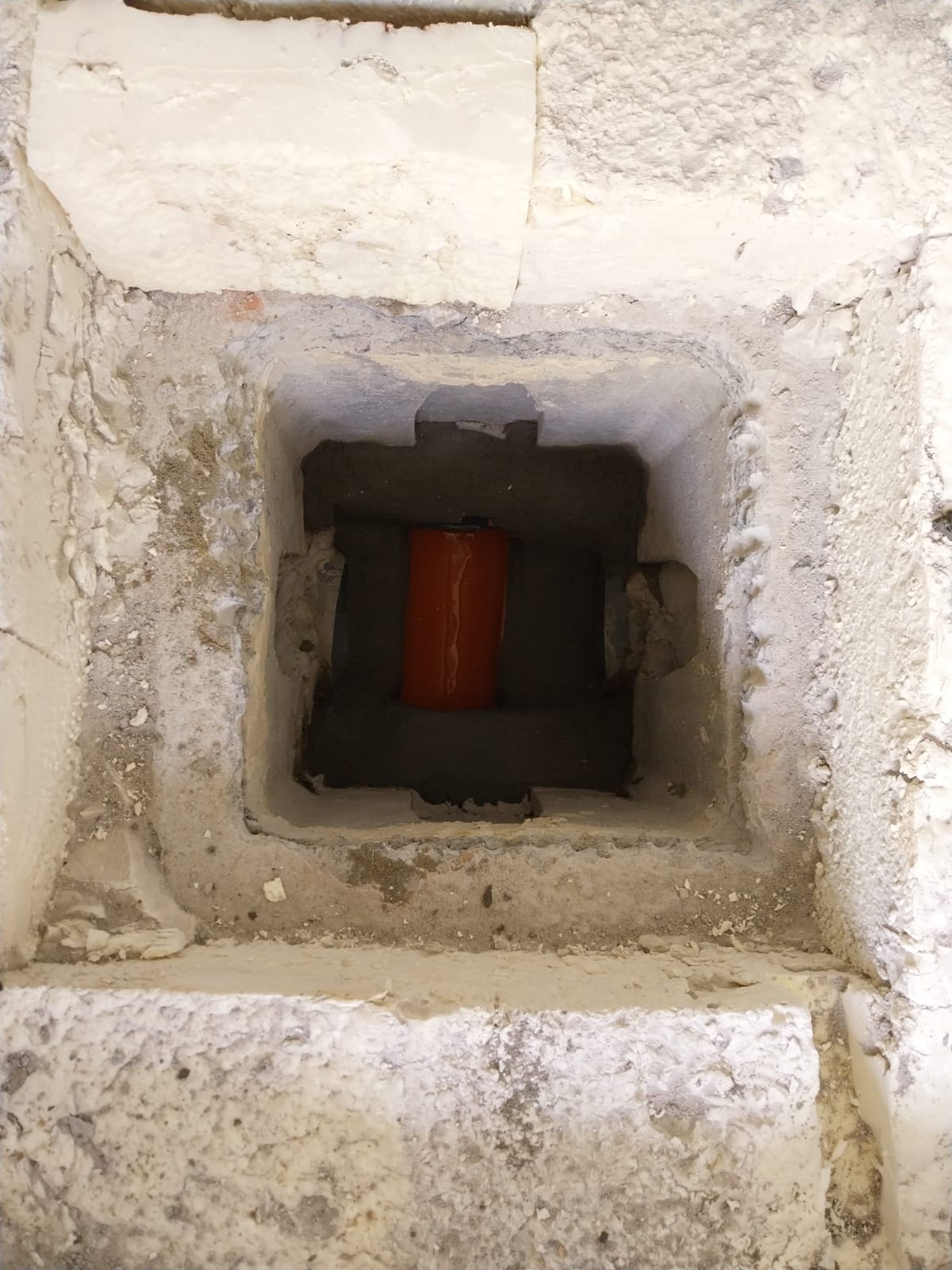 Cimentage autour de la nouvelle traversée PVC